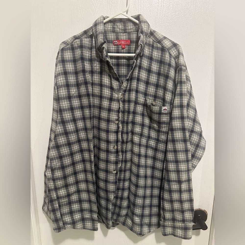 Farmall Gray Plaid Men's Casual Shirt